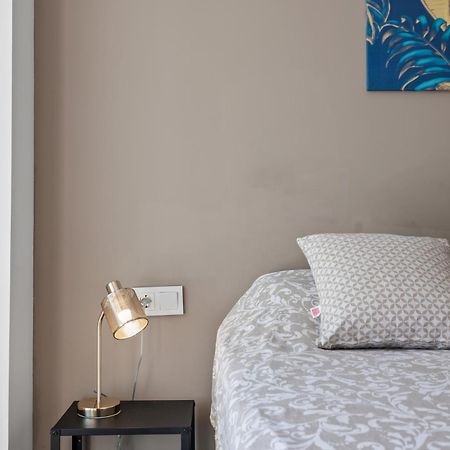 Luxury New Apartment City Center Estepona - Private Parking Экстерьер фото