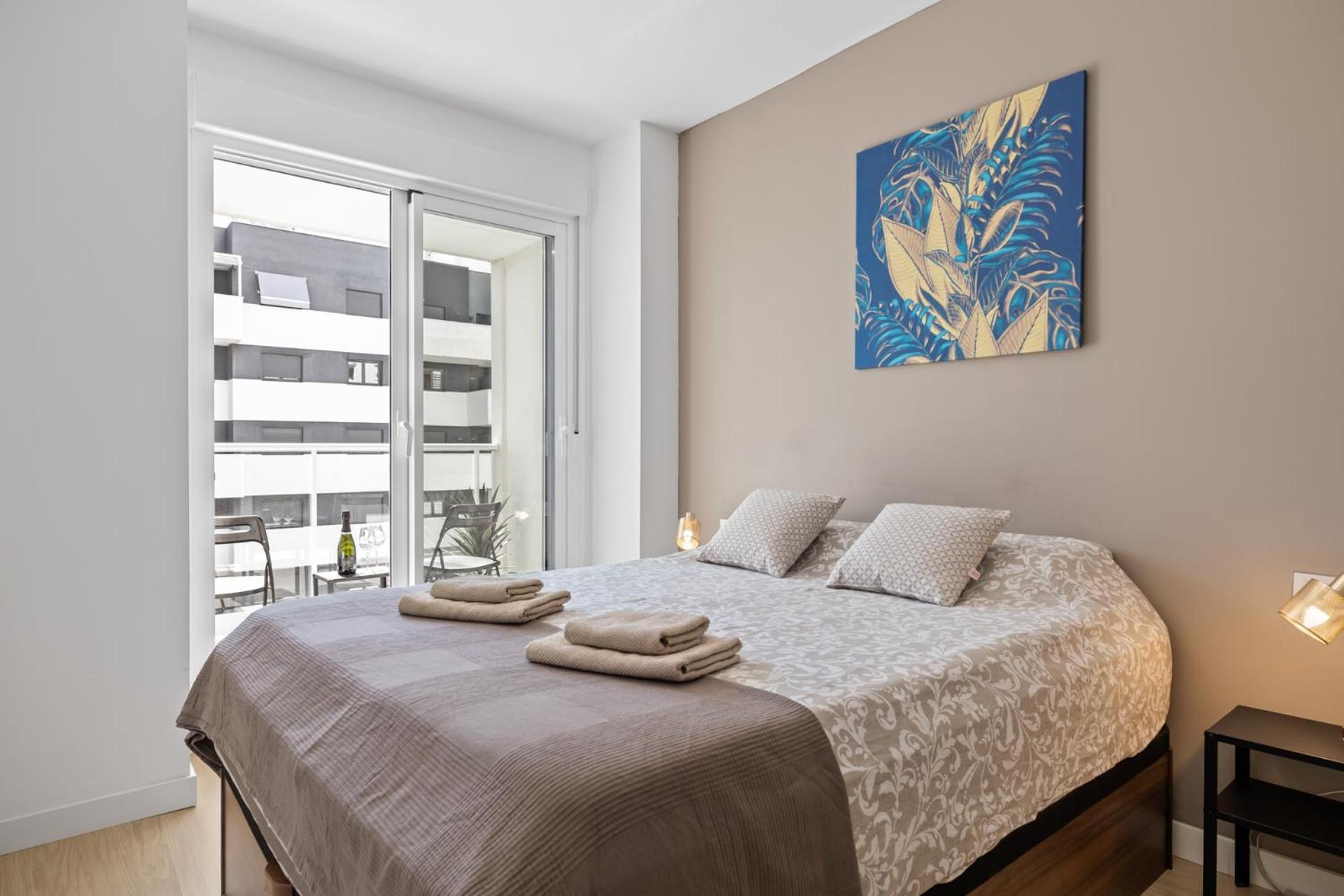 Luxury New Apartment City Center Estepona - Private Parking Экстерьер фото